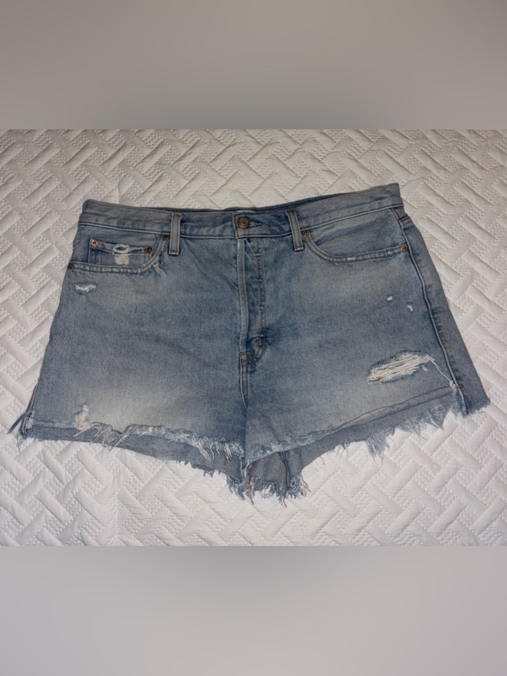 Pistola | 2” Light Wash Distressed Jean Shorts - Picture 2 of 8